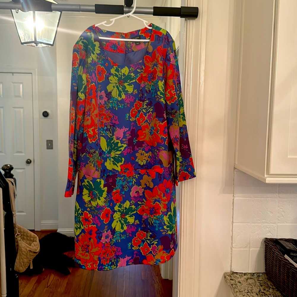 Front double pocket J-Crew floral dress.
